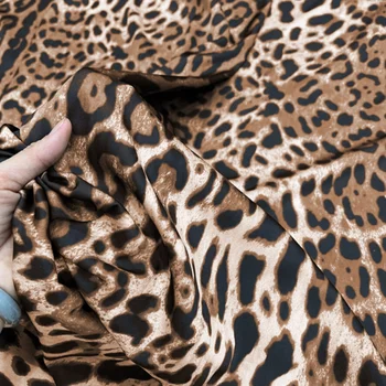 Sexy Leopard Tlač Soft Polyester Satin Textílie Európska Značka Módny Dizajn Prírodnej Bavlny pre Šitie Diy Handričkou Na Meter