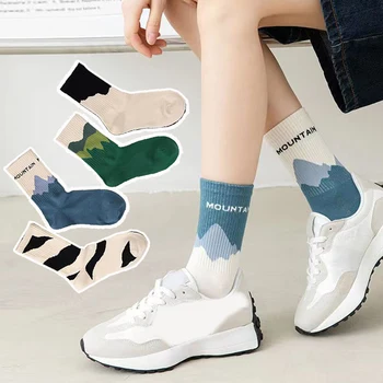 Bavlnené Športové Ponožky Pre Ženy Pár Mid-trubice Ponožky Pre Mužov Vykostené Vytlačené Priedušná Streetwear Nohy Ponožky Vianočné Darčeky